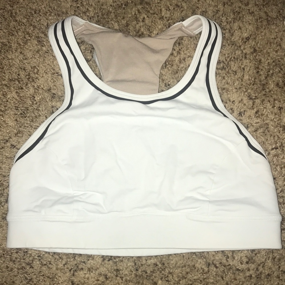 Lululemon sports bra!!